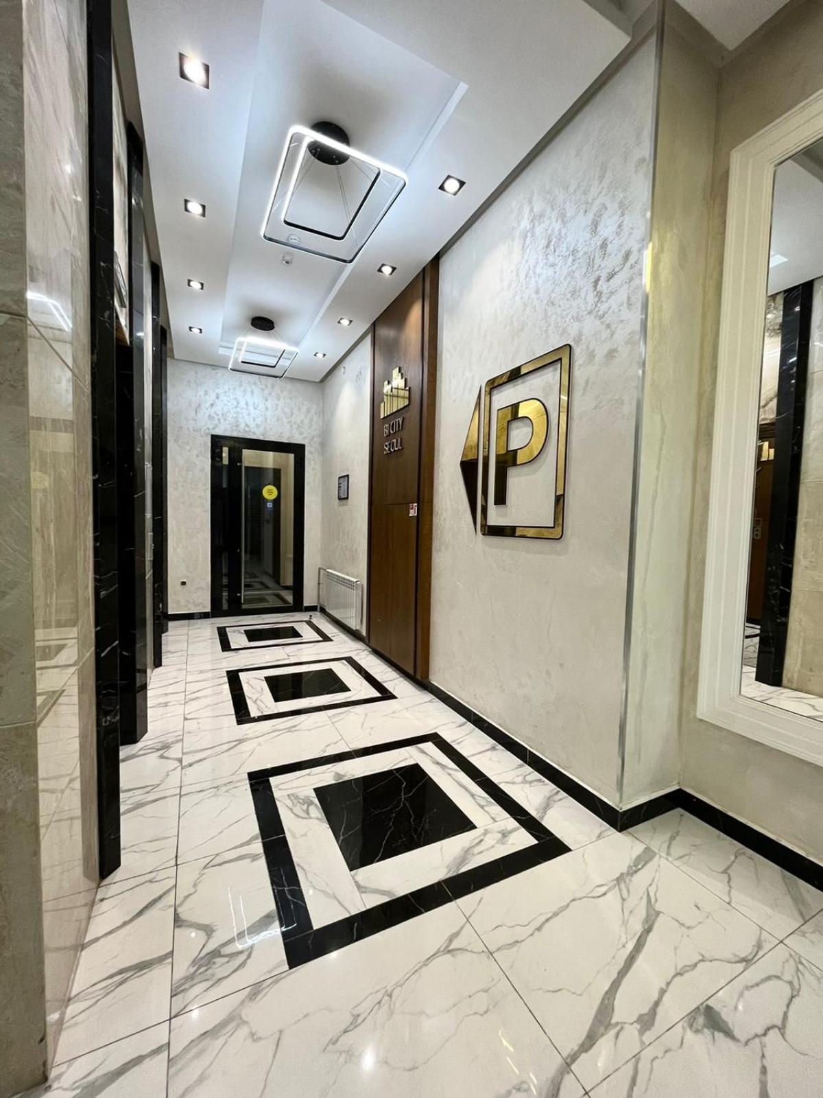 Raisson Aparthotel H346 Хан Шатыр Астана Екстериор снимка